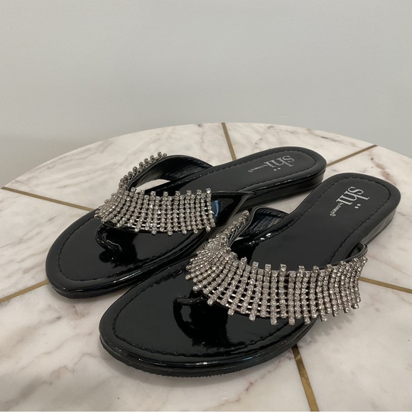 🔴SHI BY JOURNEYS RHINESTONE SANDALS🔴 - Picture 10 of 13